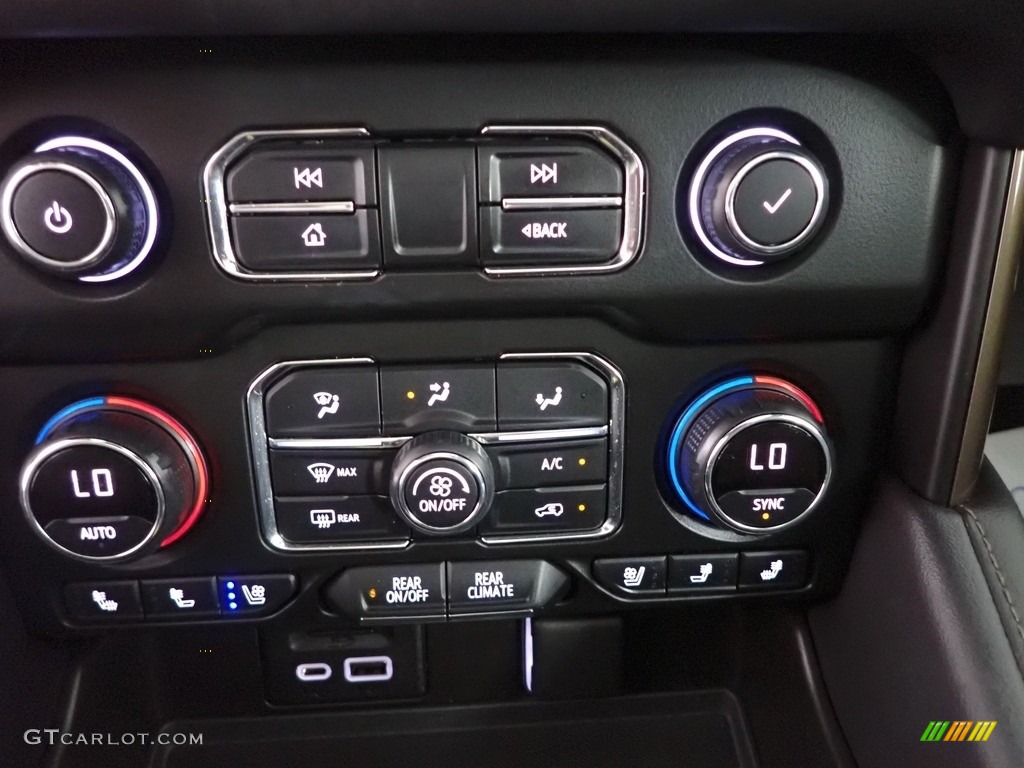 2021 Chevrolet Suburban High Country 4WD Controls Photos