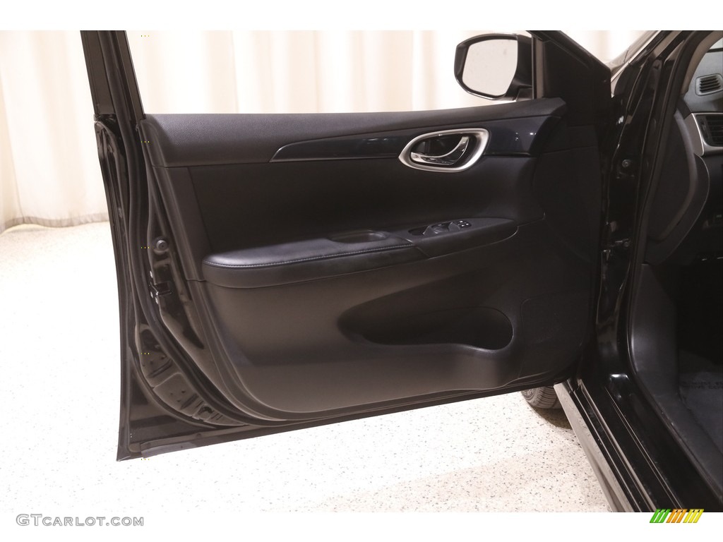 2016 Sentra S - Super Black / Charcoal photo #4