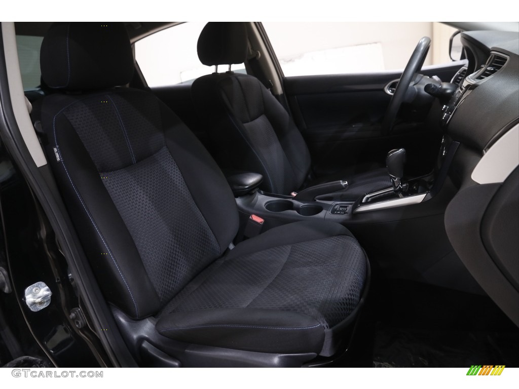 2016 Sentra S - Super Black / Charcoal photo #15