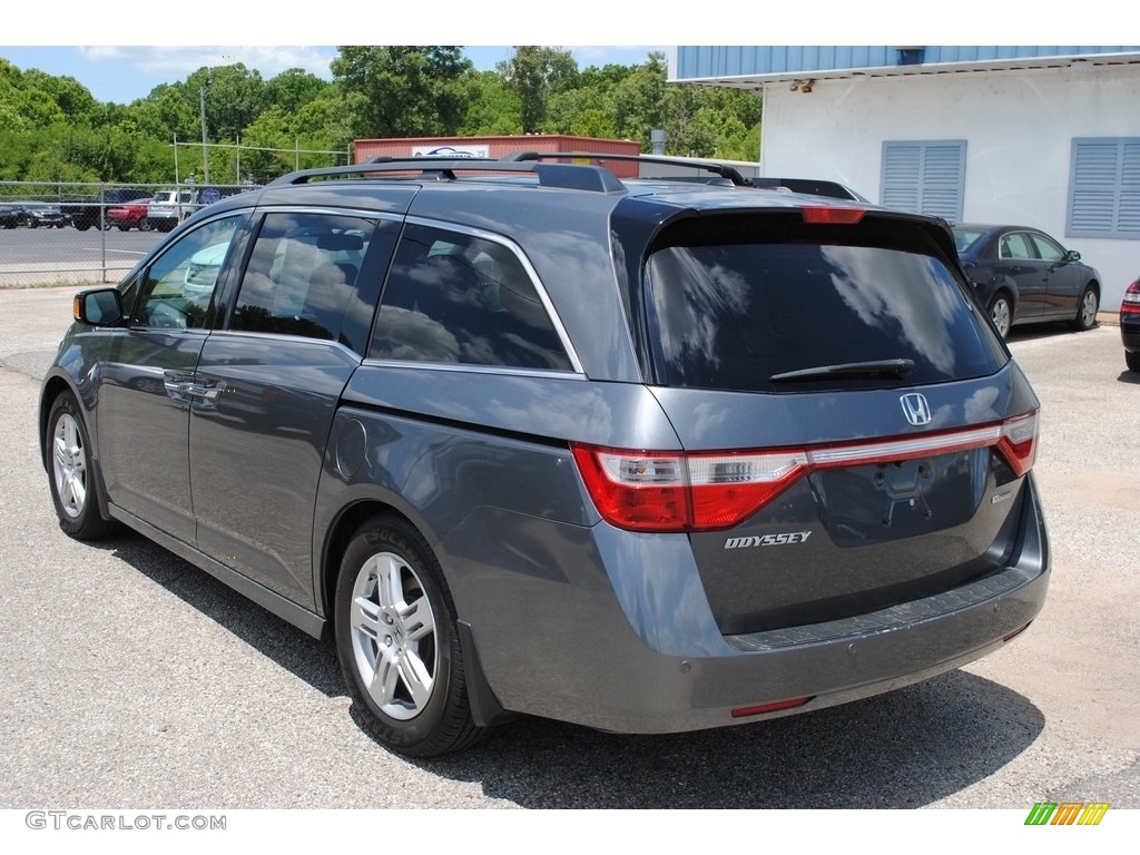 2013 Odyssey Touring - Polished Metal Metallic / Gray photo #3