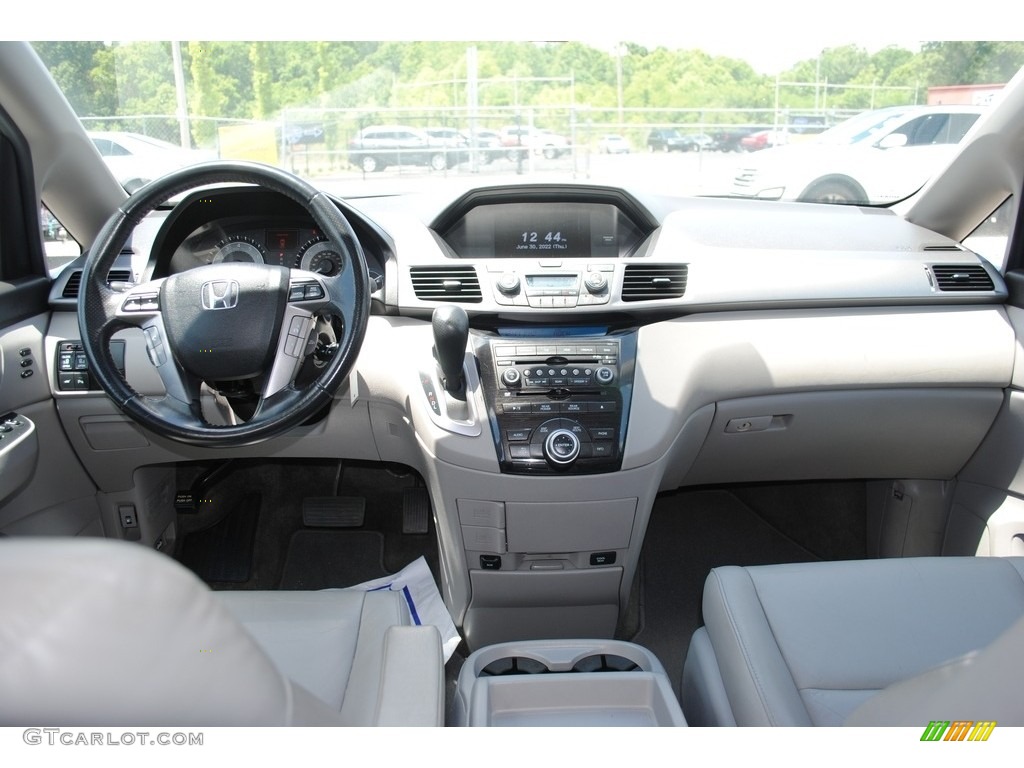 2013 Odyssey Touring - Polished Metal Metallic / Gray photo #9