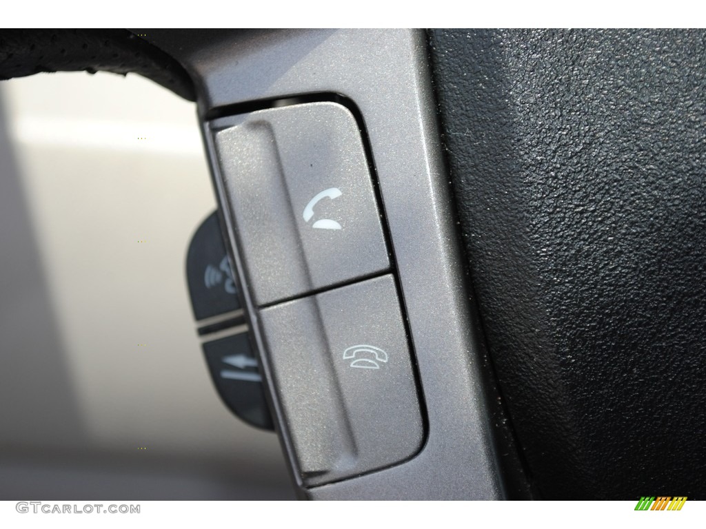 2013 Odyssey Touring - Polished Metal Metallic / Gray photo #14