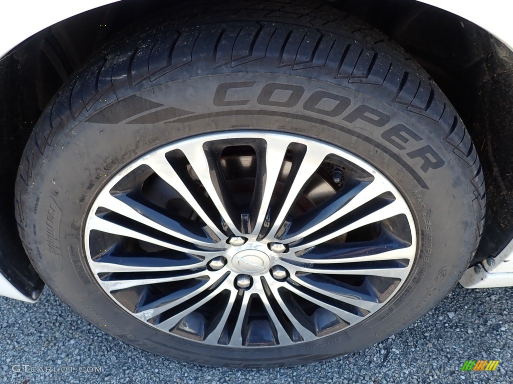 2012 Chrysler 300 S V6 AWD Wheel Photos
