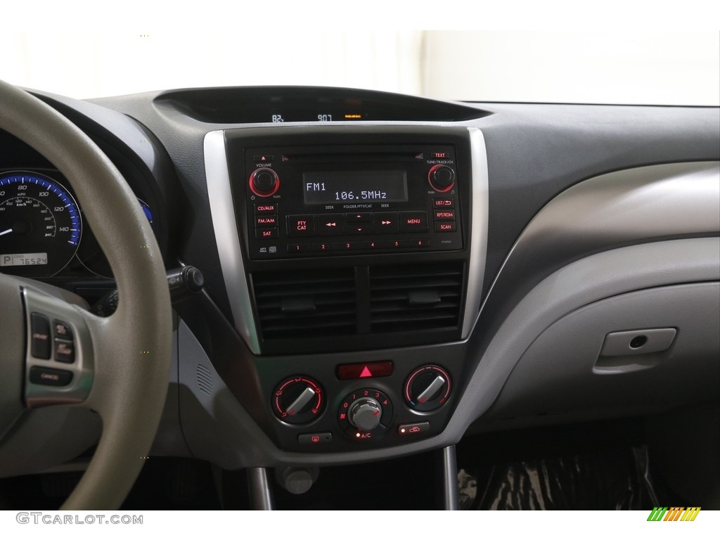2013 Forester 2.5 X Premium - Sage Green Metallic / Platinum photo #9