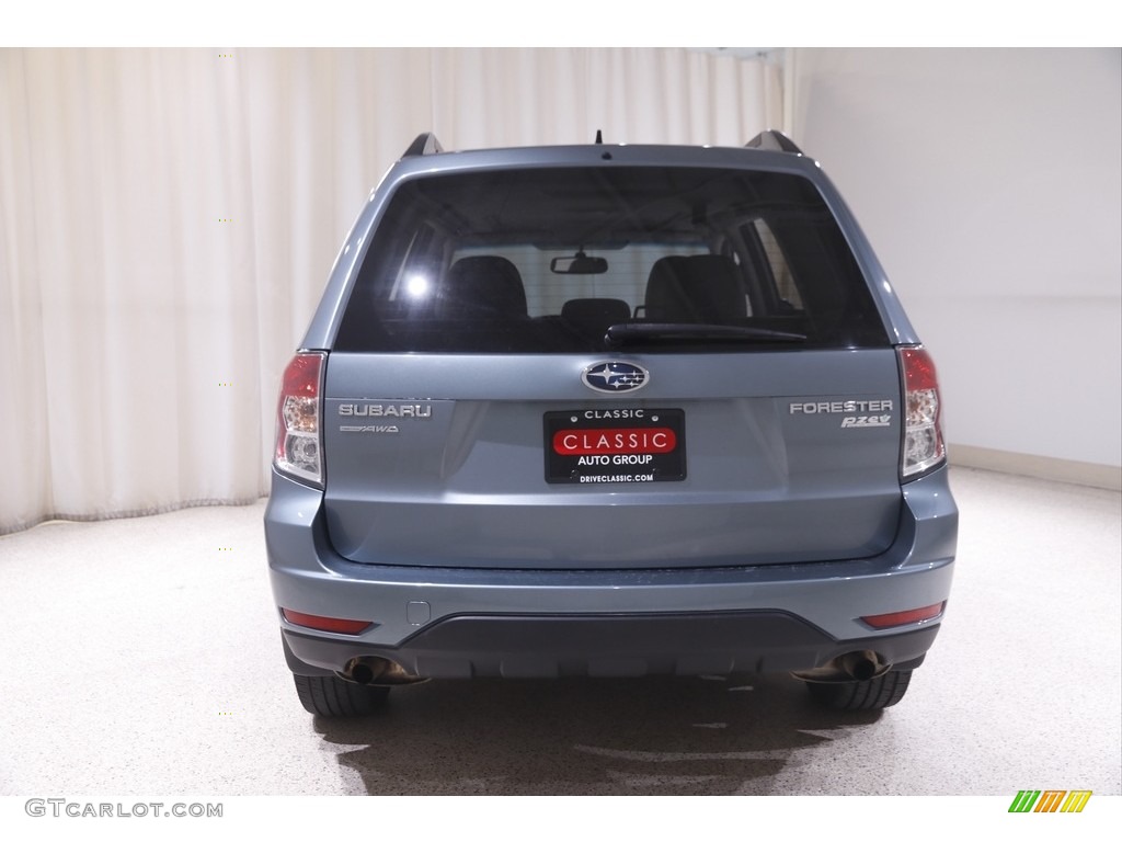 2013 Forester 2.5 X Premium - Sage Green Metallic / Platinum photo #17