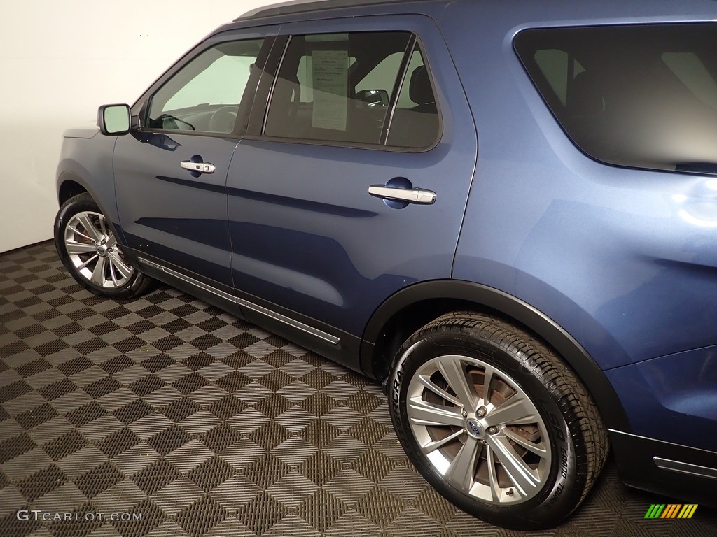 2019 Explorer Limited 4WD - Blue Metallic / Medium Black photo #20