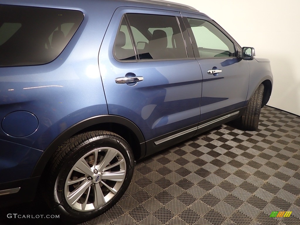 2019 Explorer Limited 4WD - Blue Metallic / Medium Black photo #21