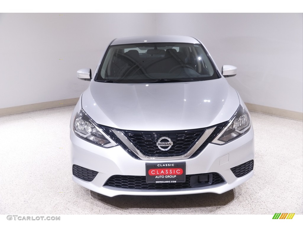 2019 Sentra SV - Brilliant Silver Metallic / Charcoal photo #2