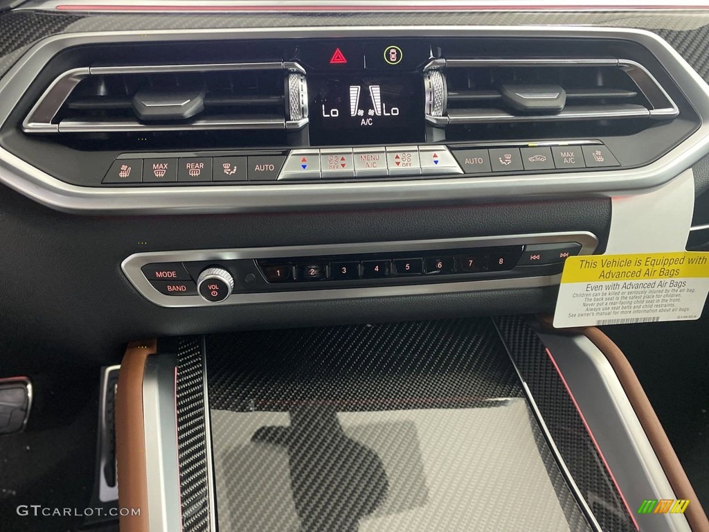 2022 BMW X6 M50i Controls Photo #144490816