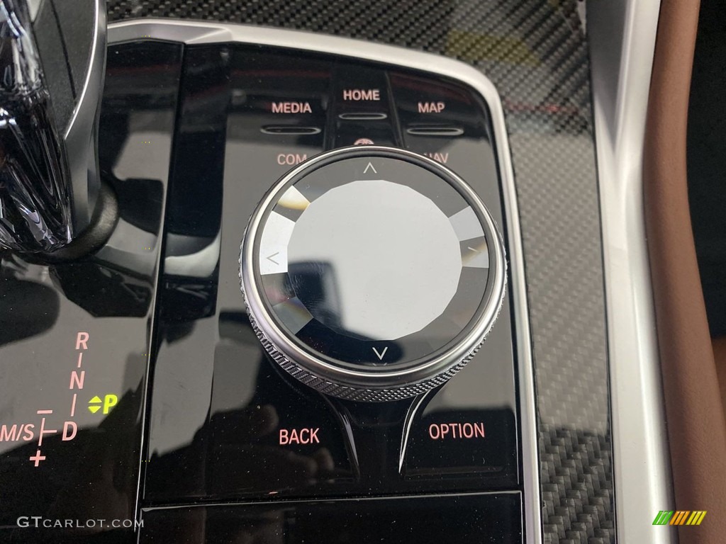2022 BMW X6 M50i Controls Photo #144490825