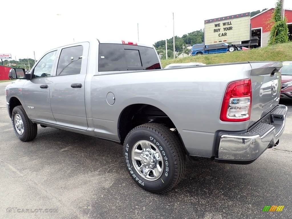 2022 2500 Tradesman Crew Cab 4x4 - Billet Silver Metallic / Black photo #3