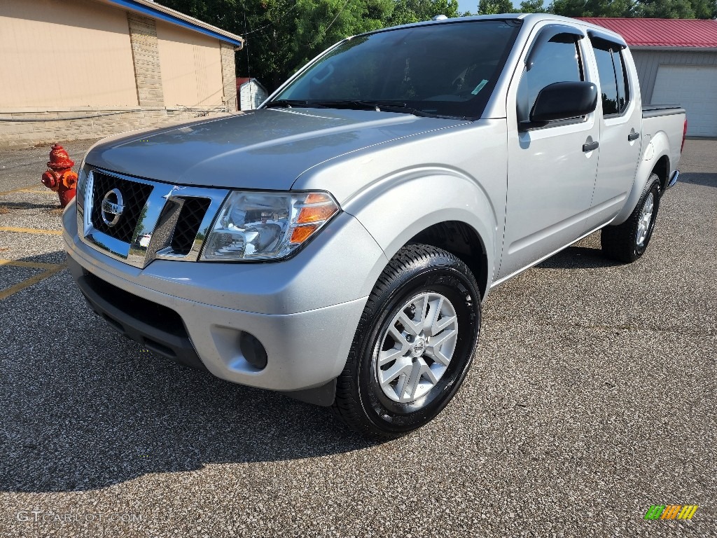 2016 Frontier SV Crew Cab - Brilliant Silver / Steel photo #26