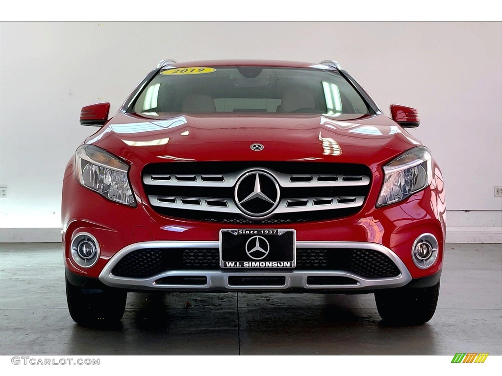 2019 GLA 250 - Jupiter Red / Sahara Beige photo #2