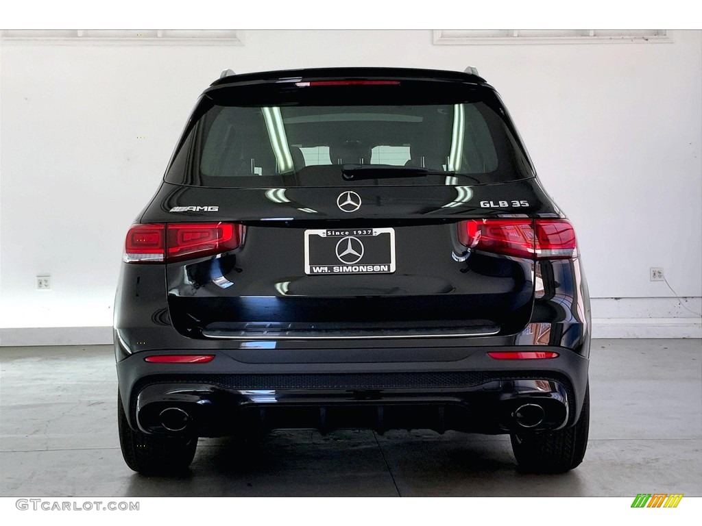 2022 GLB AMG 35 4Matic - Cosmos Black Metallic / Neva Gray/Black photo #3