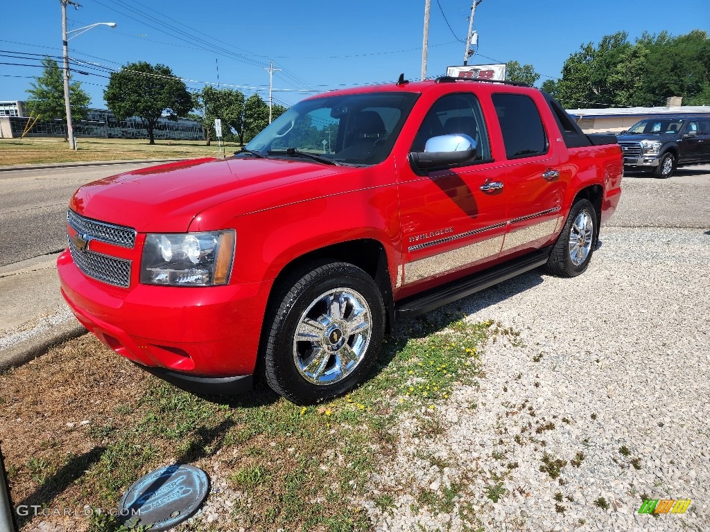 2010 Avalanche LTZ 4x4 - Victory Red / Ebony photo #8