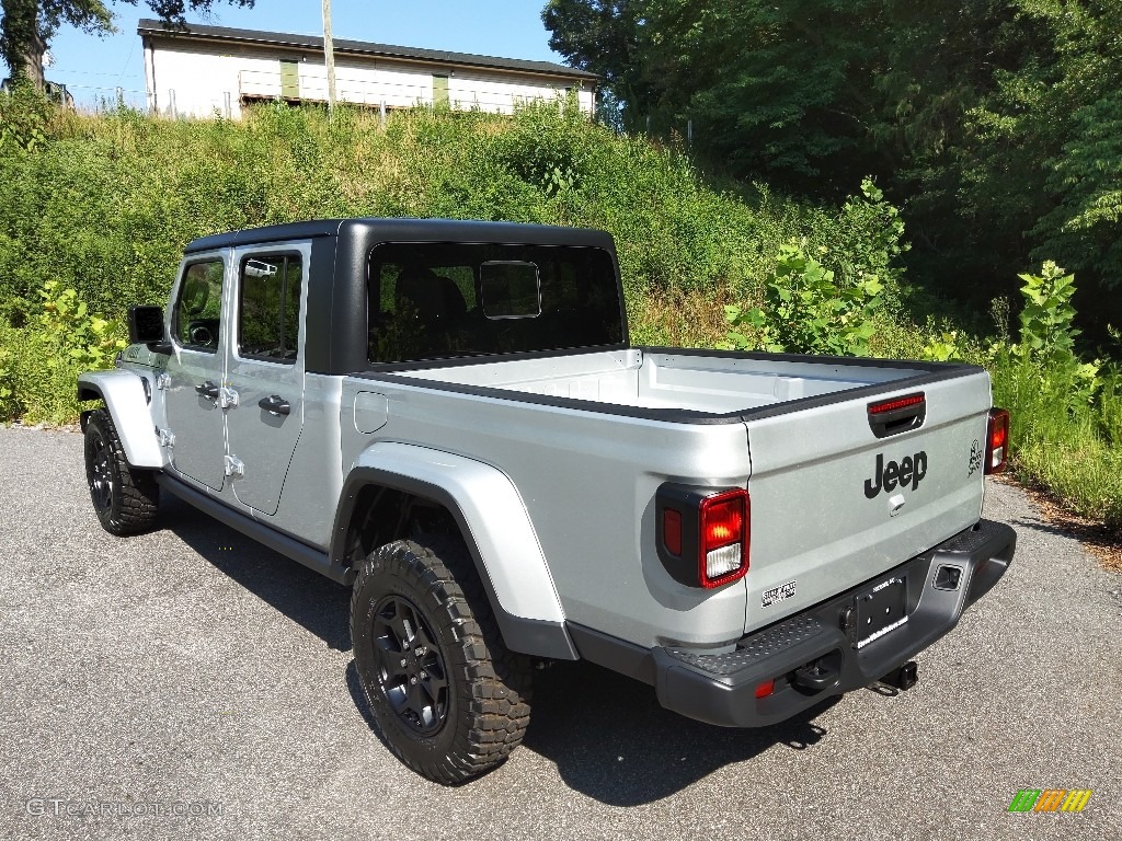 2022 Gladiator Willys 4x4 - Silver Zynith / Black photo #9