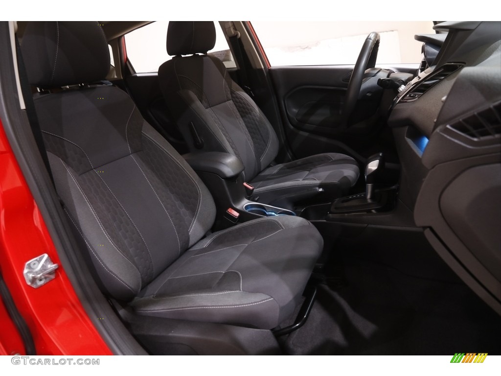 2015 Fiesta SE Hatchback - Race Red / Charcoal Black photo #13