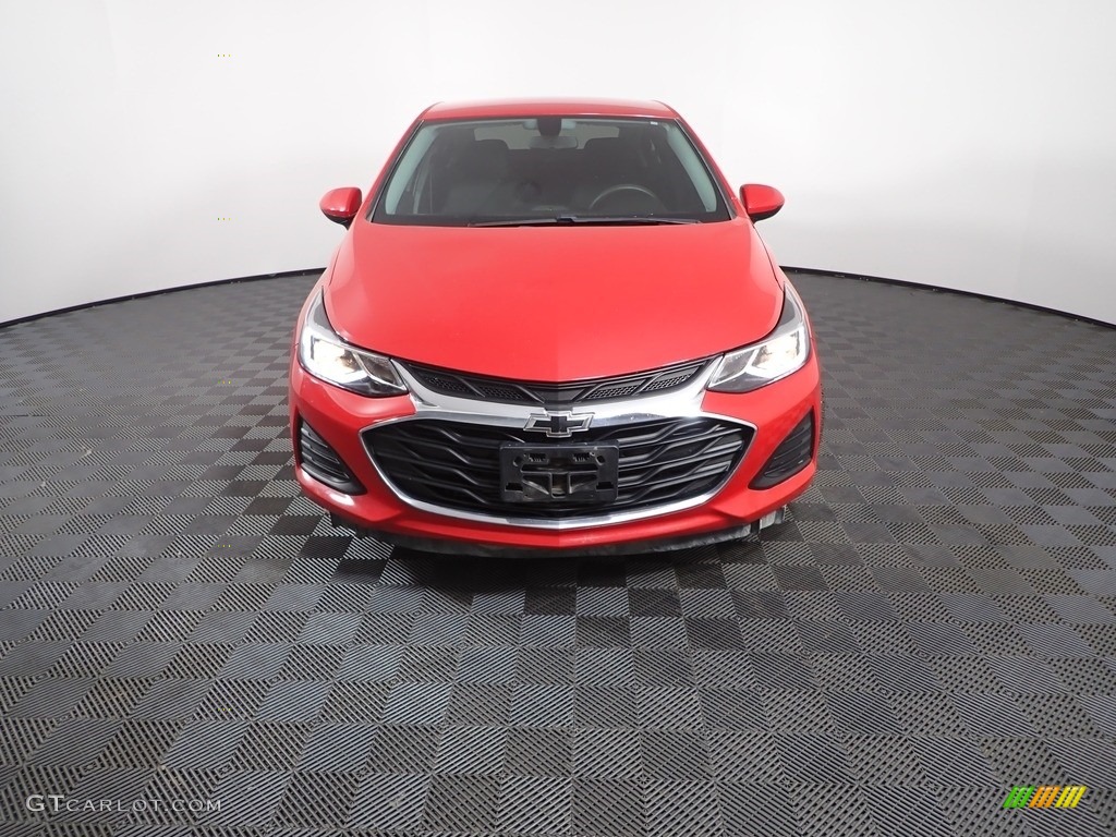 2019 Cruze LT - Red Hot / Black photo #4