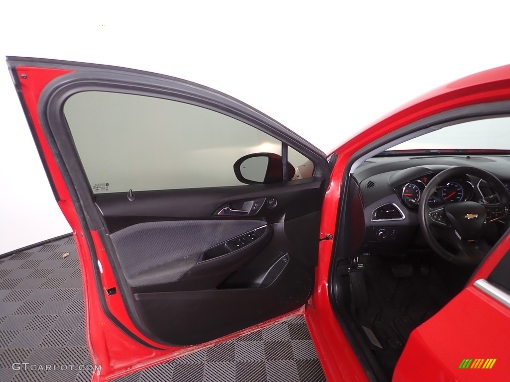2019 Chevrolet Cruze LT Black Door Panel Photo #144502365