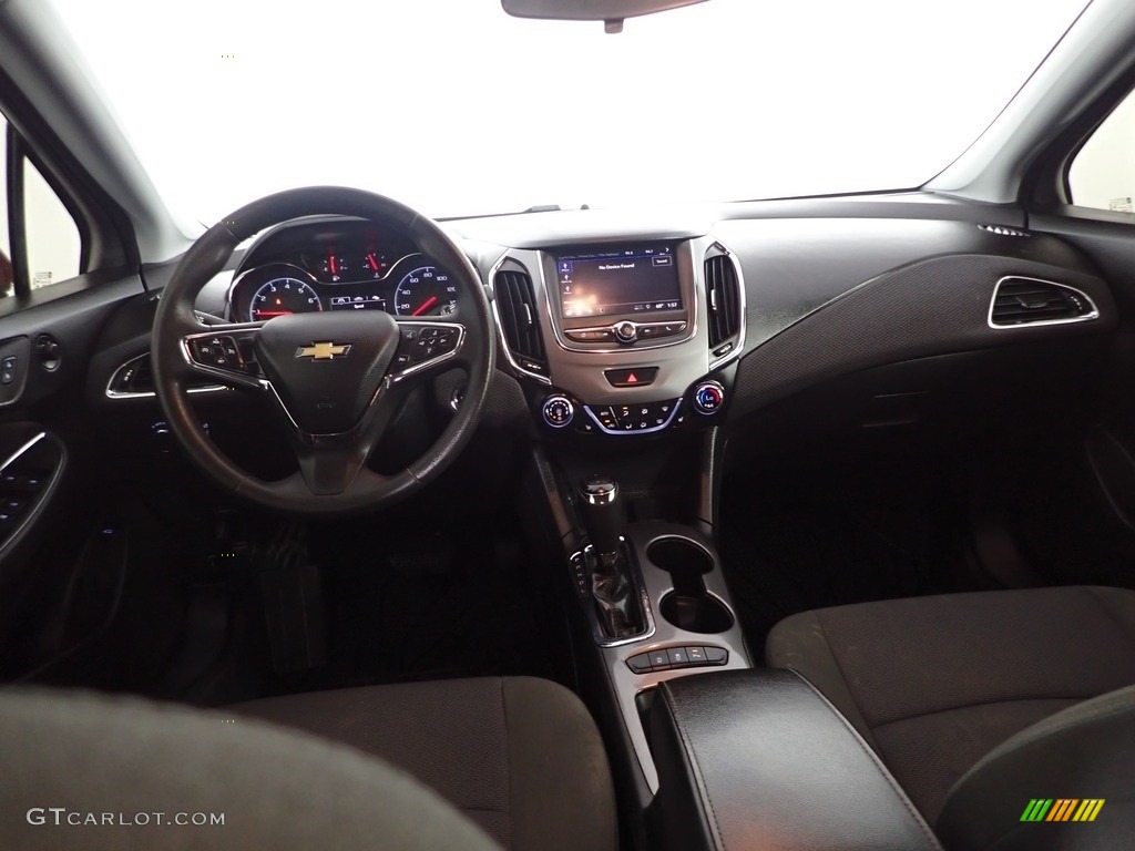 2019 Chevrolet Cruze LT Black Dashboard Photo #144502731