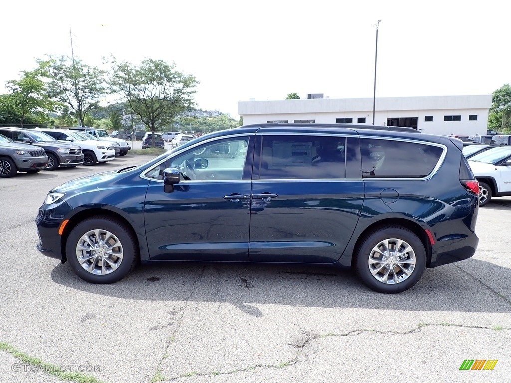 Fathom Blue Pearl 2022 Chrysler Pacifica Touring L AWD Exterior Photo #144505443