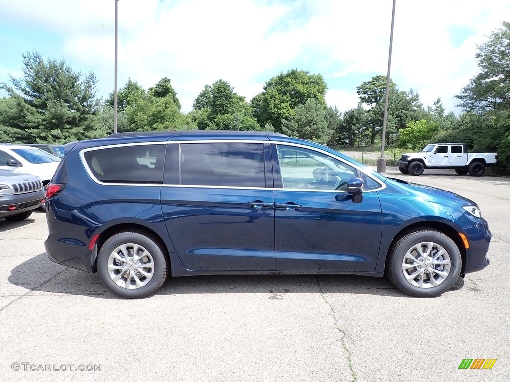 Fathom Blue Pearl 2022 Chrysler Pacifica Touring L AWD Exterior Photo #144505551