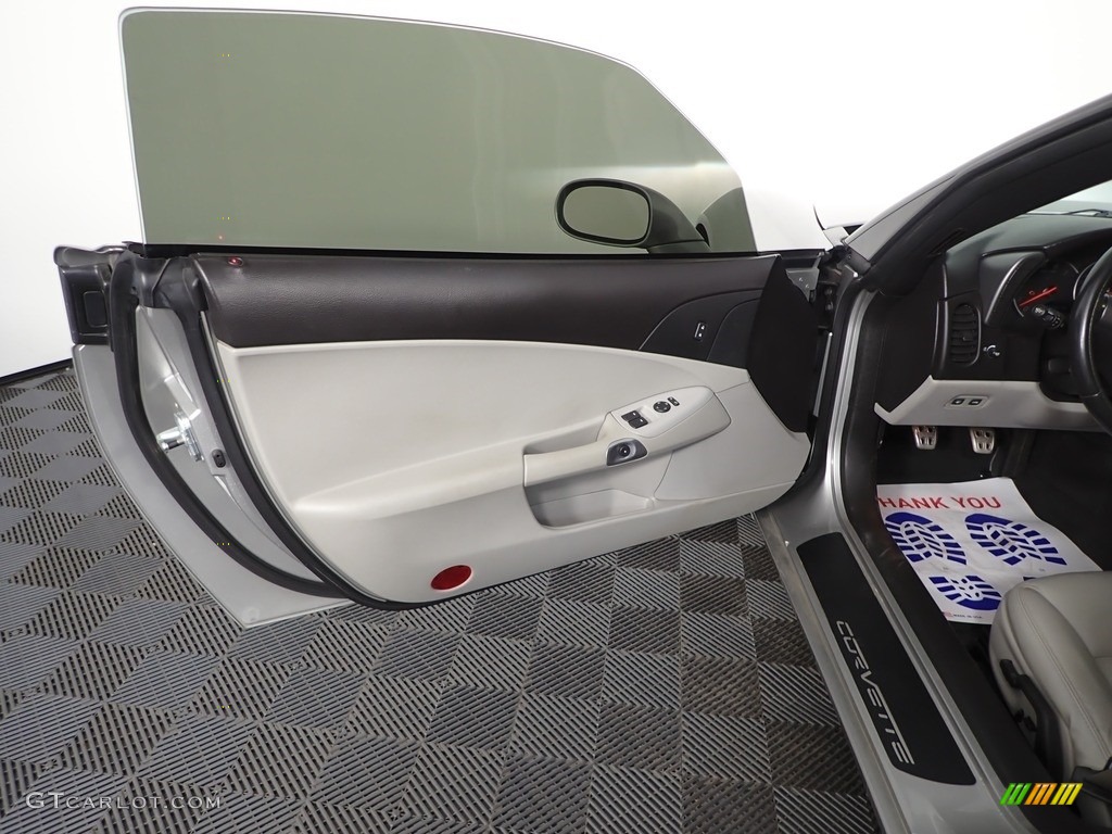 2006 Chevrolet Corvette Coupe Titanium Gray Door Panel Photo #144505677