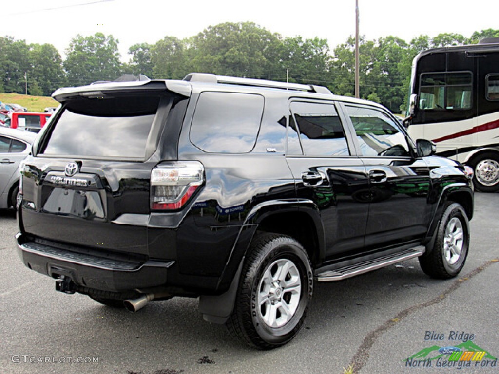 2019 4Runner SR5 4x4 - Midnight Black metallic / Sand Beige photo #5