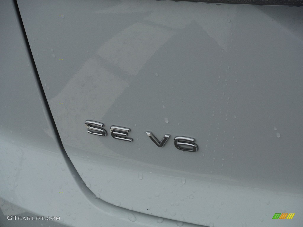 2021 Atlas Cross Sport SE Technology 4Motion - Pure White / Dark Beige/Black photo #12