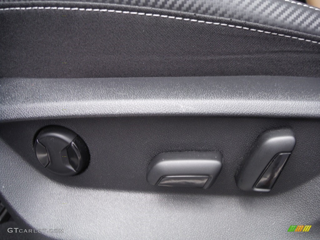 2021 Atlas Cross Sport SE Technology 4Motion - Pure White / Dark Beige/Black photo #16