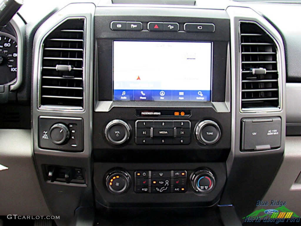 2021 F250 Super Duty XLT Crew Cab 4x4 - Iconic Silver / Medium Earth Gray photo #18