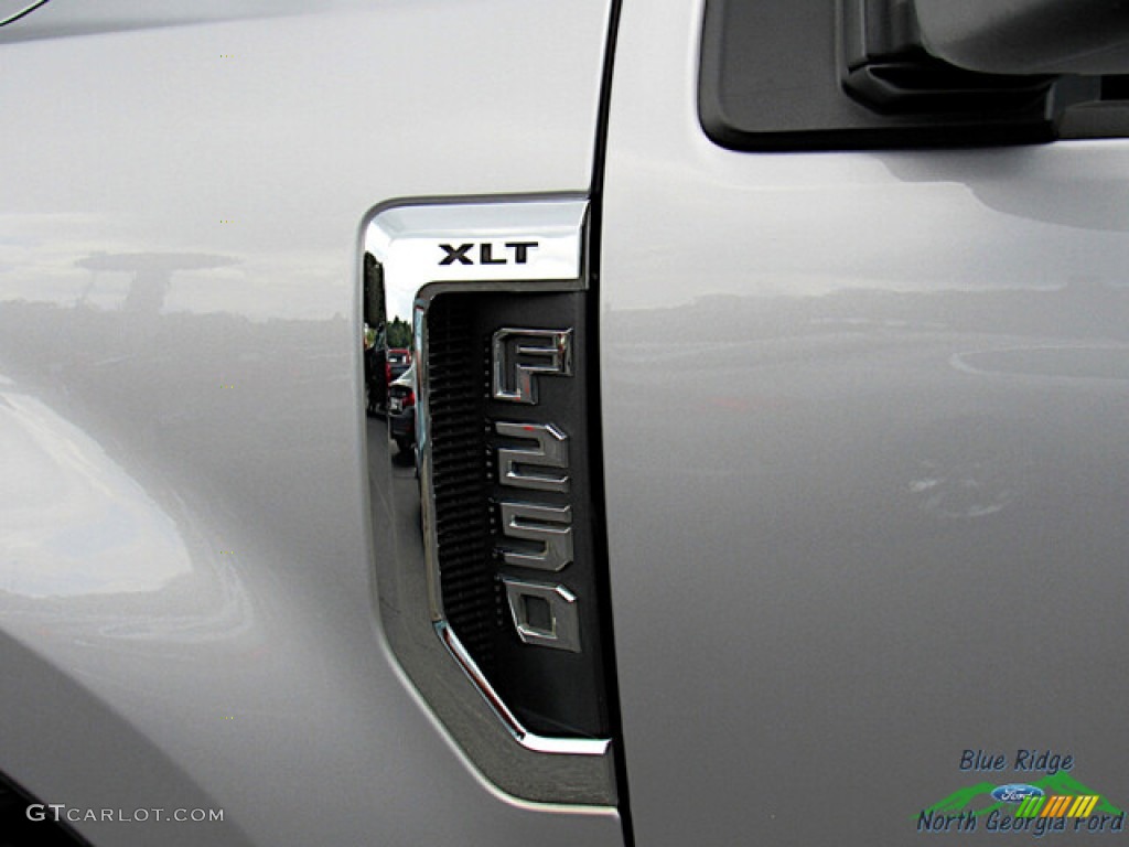 2021 F250 Super Duty XLT Crew Cab 4x4 - Iconic Silver / Medium Earth Gray photo #33