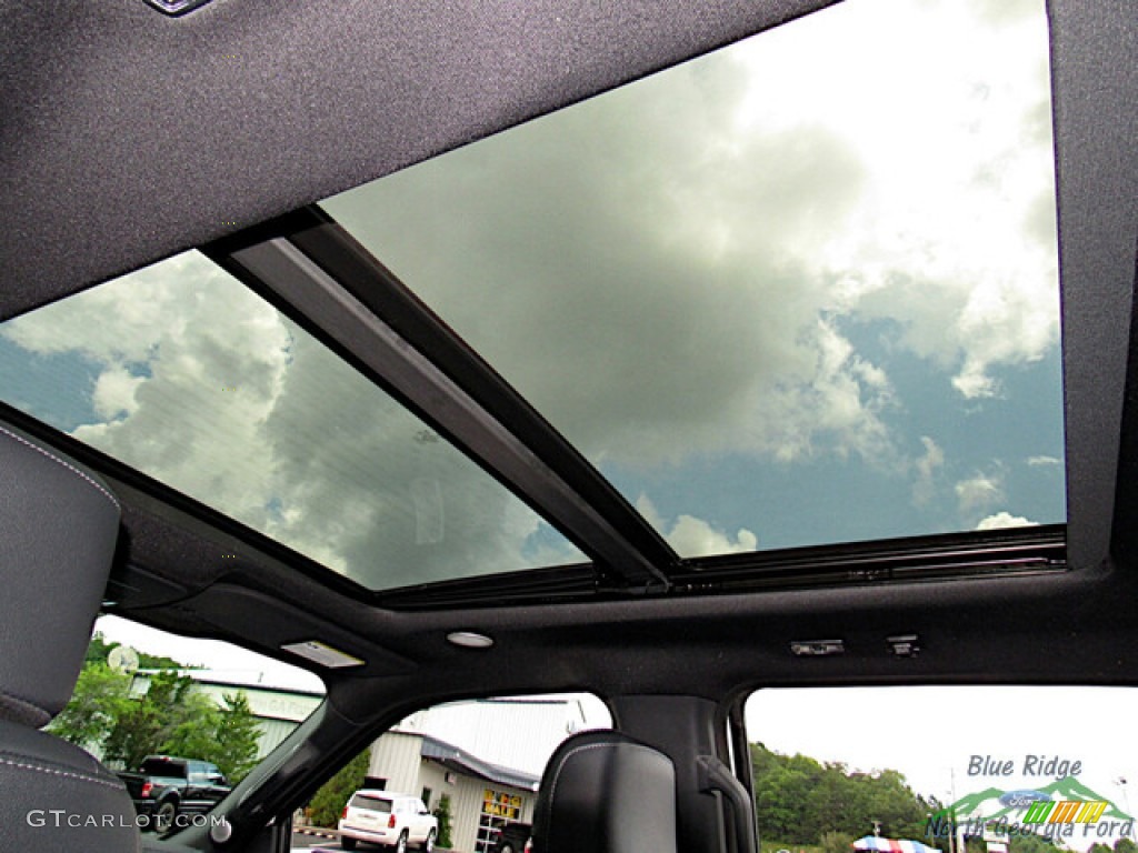 2022 F150 Tuscany Black Ops Lariat SuperCrew 4x4 - Oxford White / Black photo #26