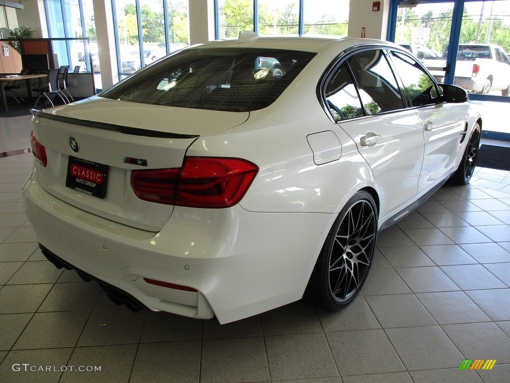 2018 M3 Sedan - Alpine White / Black photo #8