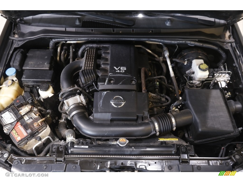 2016 Nissan Frontier SV King Cab 4x4 Engine Photos