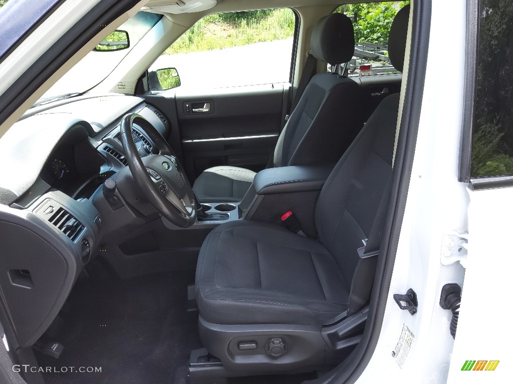 2016 Ford Flex SE Front Seat Photos
