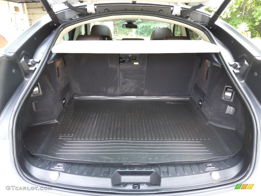 2017 BMW 5 Series 535i xDrive Gran Turismo Trunk Photos