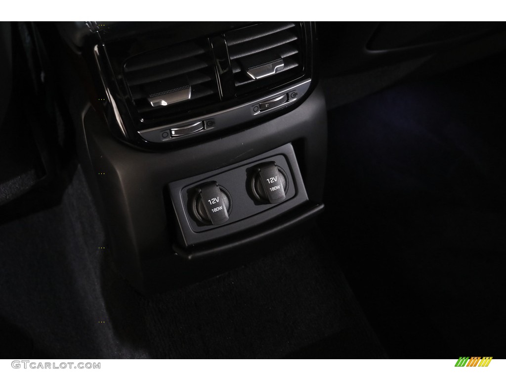 2017 Genesis G90 AWD - Santiago Silver / Black Monotone photo #23