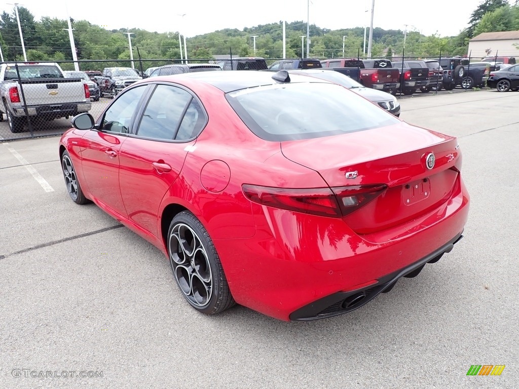 2022 Giulia Veloce AWD - Alfa Rosso (Red) / Black photo #3