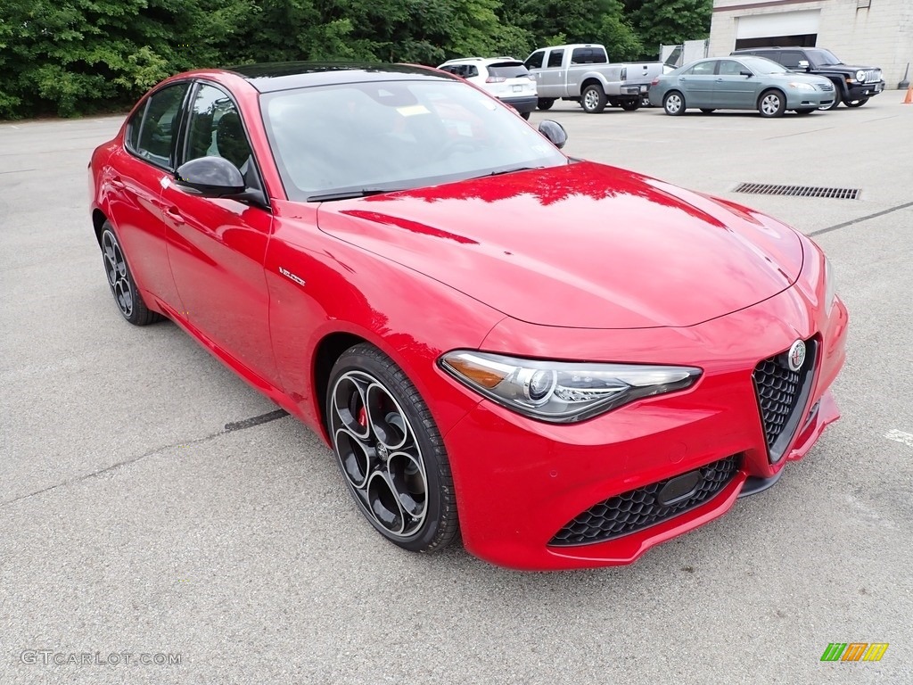 2022 Giulia Veloce AWD - Alfa Rosso (Red) / Black photo #7