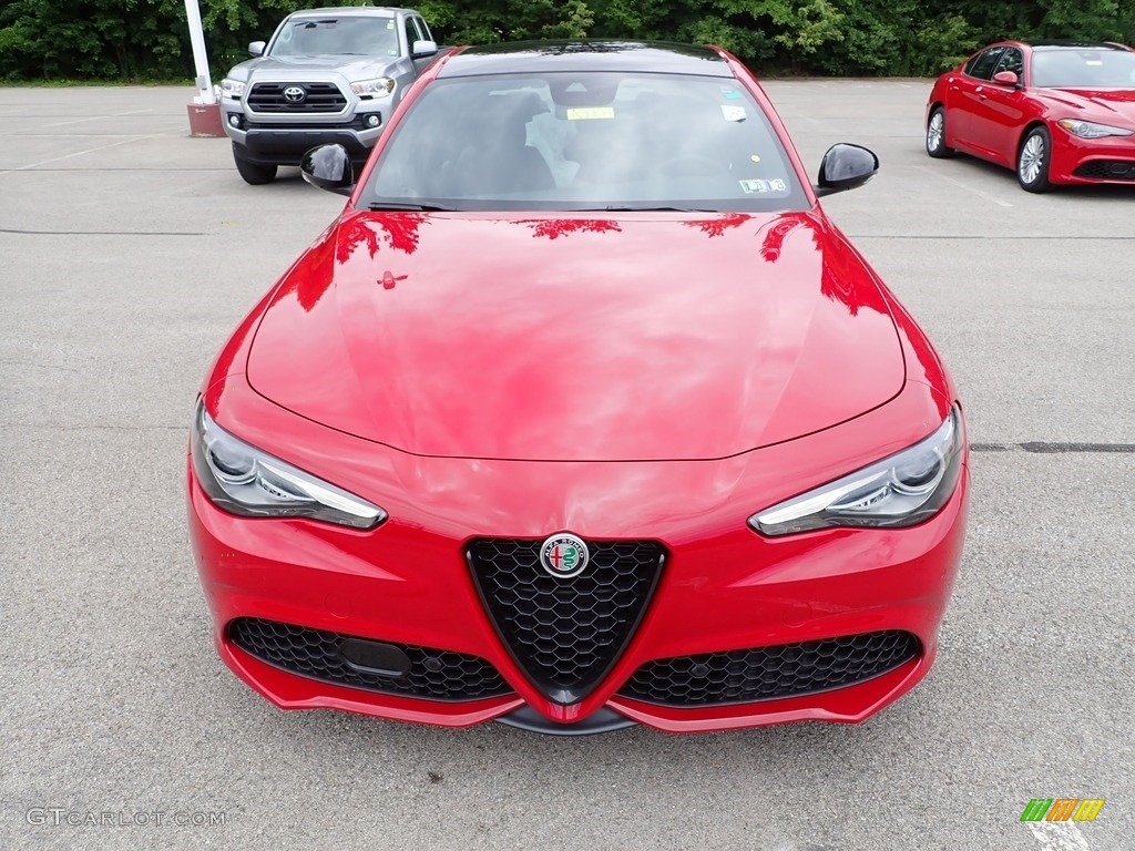 2022 Giulia Veloce AWD - Alfa Rosso (Red) / Black photo #8