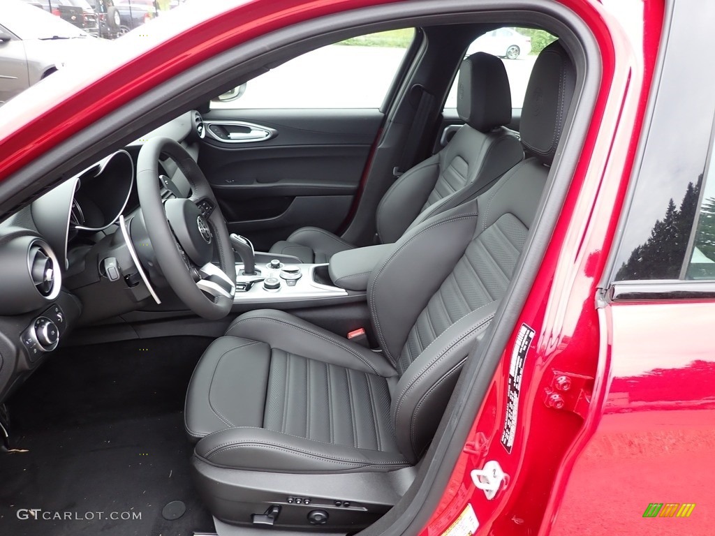 Black Interior 2022 Alfa Romeo Giulia Veloce AWD Photo #144518313