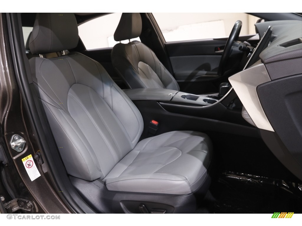 2019 Toyota Avalon XLE Front Seat Photo #144519339
