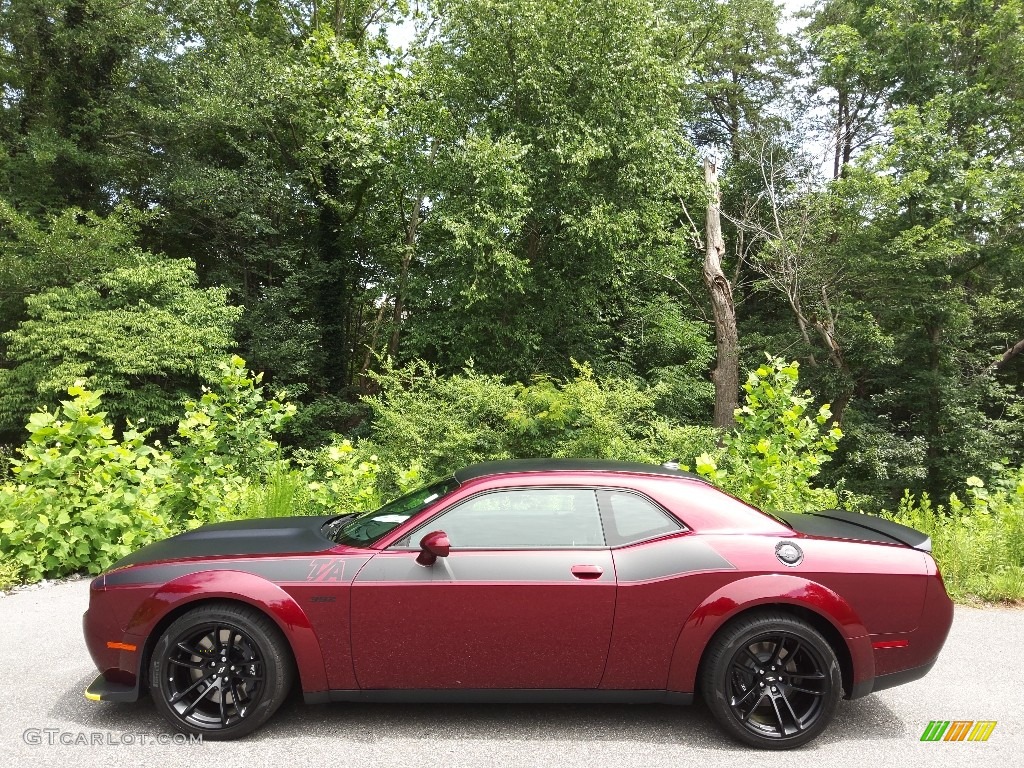 2022 Challenger R/T Scat Pack Widebody - Octane Red Pearl / Black photo #1