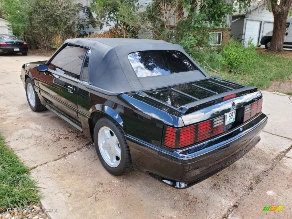 1993 Mustang GT Convertible - Black / Black photo #18