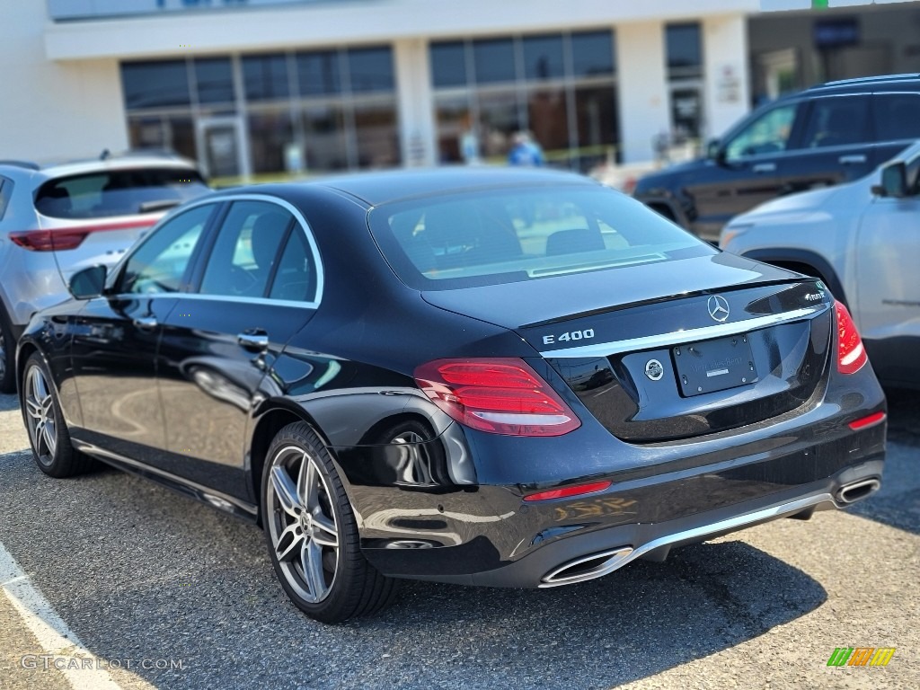 2018 E 400 4Matic Sedan - Black / Black photo #8