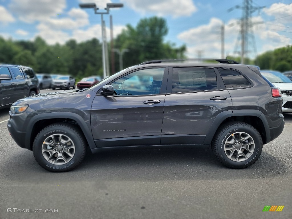2022 Cherokee Trailhawk 4x4 - Granite Crystal Metallic / Black photo #3