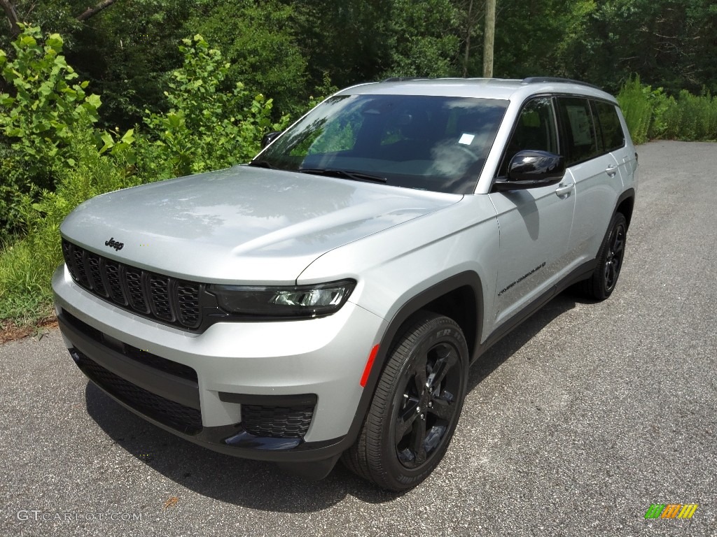 2022 Grand Cherokee L Altitude 4x4 - Silver Zynith / Global Black photo #2