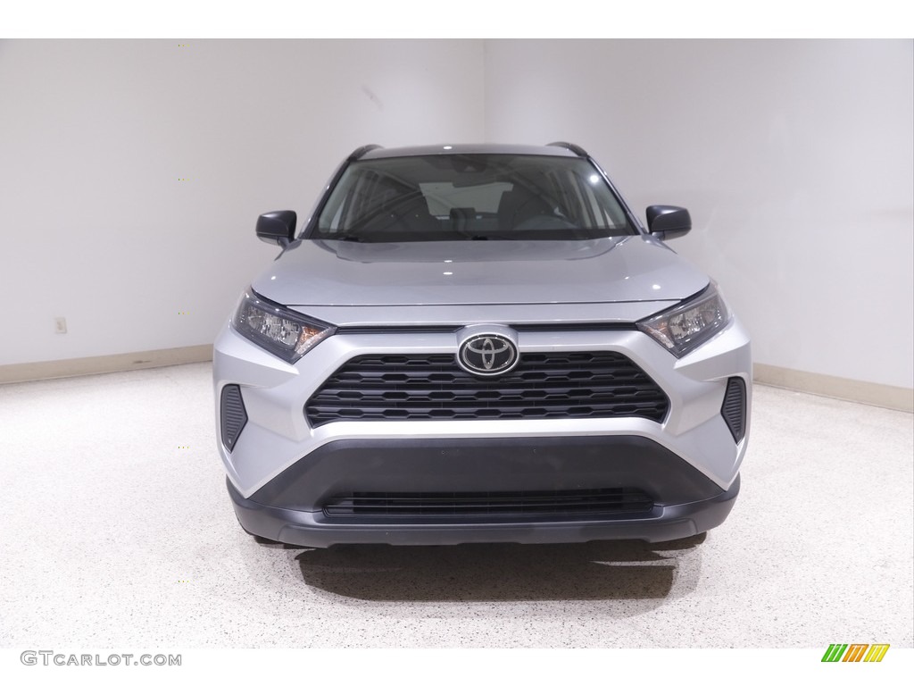 2019 RAV4 LE - Silver Sky Metallic / Black photo #2