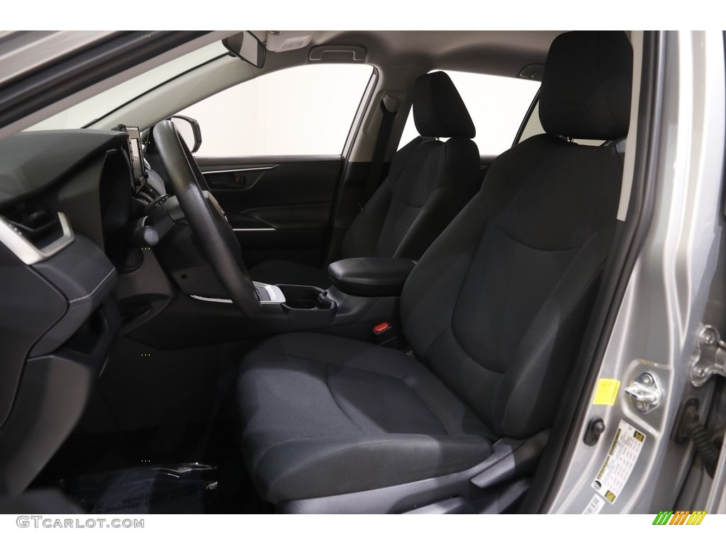 2019 RAV4 LE - Silver Sky Metallic / Black photo #5